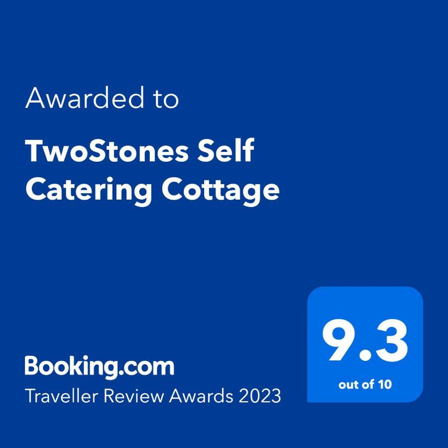 Twostones Self Catering Cottage 阿罗柴尔 外观 照片